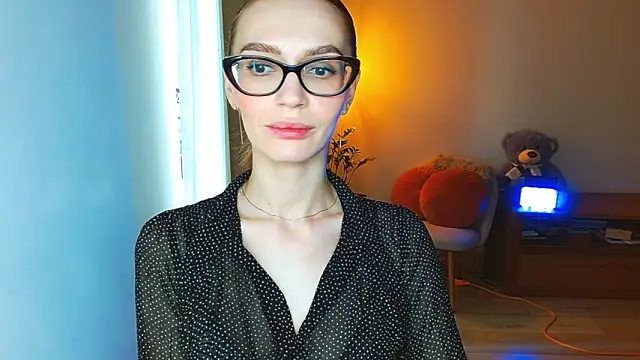 Lady Sunshine  online show from 04-18-26, 07:56