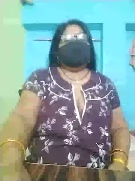 Snapshot of fuunalka chatting on 10-17-25, 08:11 fuunalka online show from 10-17-25, 08:11