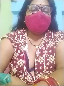 Snapshot of fuunalka chatting on 10-31-25, 10:55 fuunalka online show from 10-31-25, 10:55