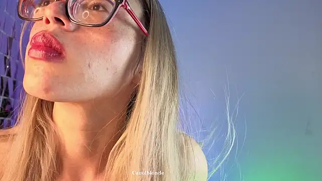 Carolblonde online show from 12-21-25, 09:33