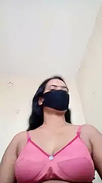 Snapshot of Sexy_pori chatting on 03-13-25, 03:44 Sexy pori online show from 03-13-25, 03:44