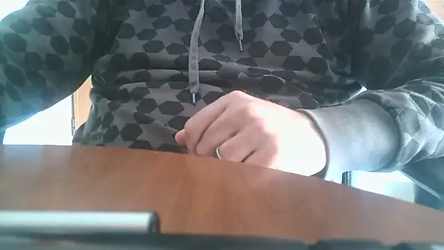 Snapshot of lanata chatting on 03-29-26, 12:27 lanata online show from 03-29-26, 12:27