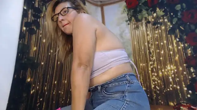 StephyJones1 online show from 04-23-26, 02:41