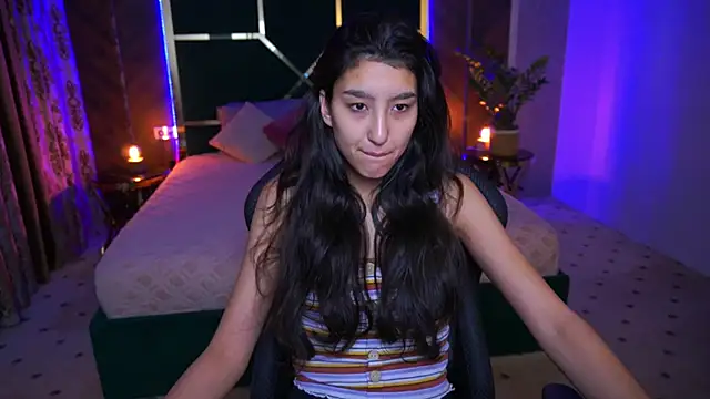 CharmMocco online show from 03-04-25, 07:30