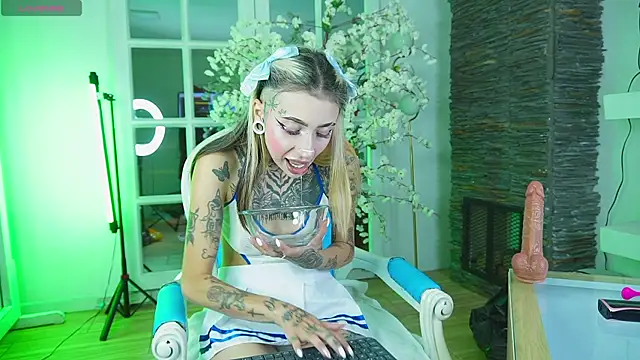 miss   angel online show from 04-22-26, 11:01