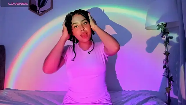 Dhalila  online show from 10-10-25, 01:04