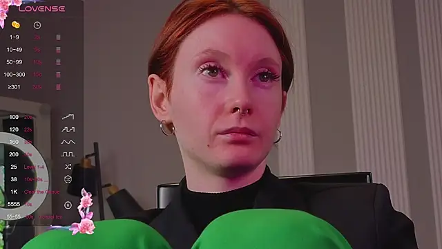 Snapshot of JoYung chatting on 09-20-25, 04:13 JoYung online show from 09-20-25, 04:13