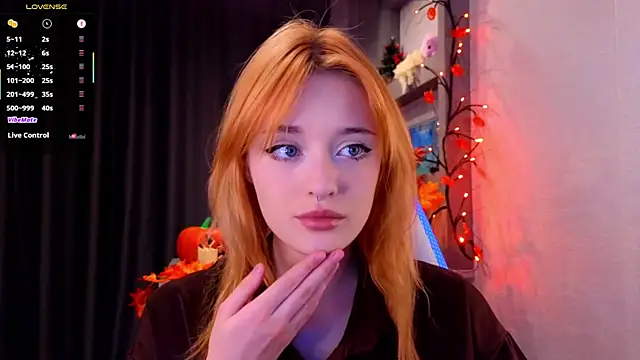 Hisoka akerley online show from 10-29-25, 05:58