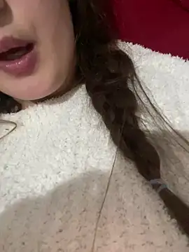 Snapshot of salma74779 chatting on 02-24-25, 05:53 salma74779 online show from 02-24-25, 05:53