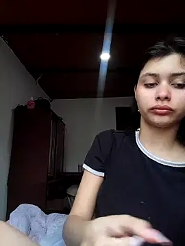 CHLOE ISABELL online show from 10-12-25, 07:02