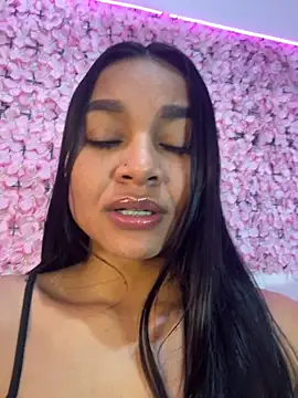 Lynda Bonnie online show from 11-16-25, 02:28