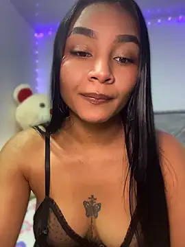 Snapshot of Lynda_Bonnie chatting on 07-28-26, 07:50 Lynda Bonnie online show from 07-28-26, 07:50