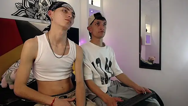 Snapshot of MaikyCooper chatting on 02-28-25, 05:15 MaikyCooper online show from 02-28-25, 05:15