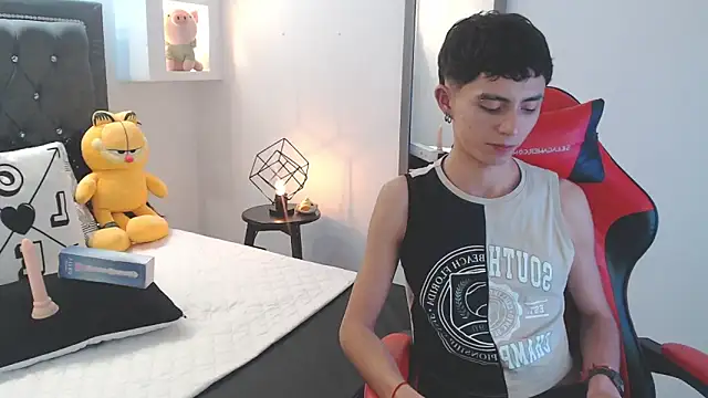 Snapshot of MaikyCooper chatting on 03-14-25, 04:32 MaikyCooper online show from 03-14-25, 04:32