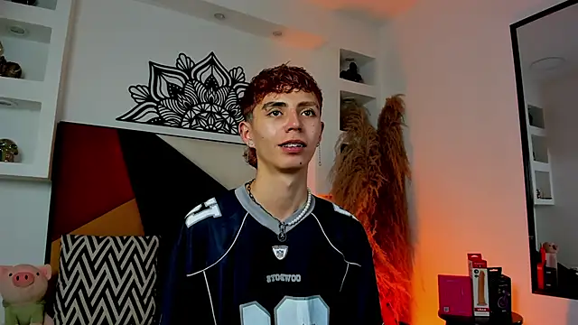 Snapshot of MaikyCooper chatting on 11-25-25, 08:53 MaikyCooper online show from 11-25-25, 08:53