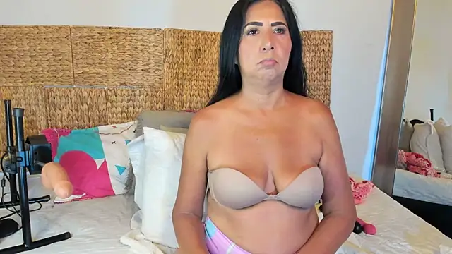 Jackiehmilf52 online show from 06-05-26, 01:17