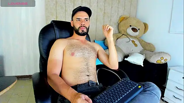 Luke Diaz7 online show from 03-22-25, 11:20