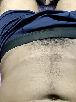 Snapshot of AarthiRaju chatting on 03-18-25, 02:25 AarthiRaju online show from 03-18-25, 02:25