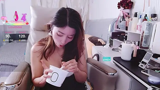 Tangtang-baby online show from 04-25-26, 02:25