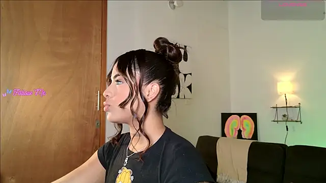 Maryybellax online show from 06-17-26, 05:58