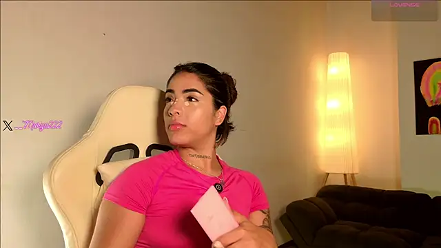 Maryybellax online show from 07-31-26, 11:37