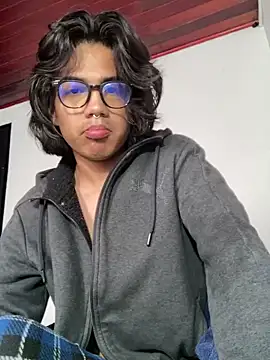 shadowsofgarden online show from 02-19-25, 01:39