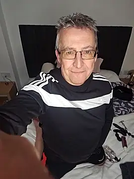 mann4u147 online show from 03-17-26, 06:11