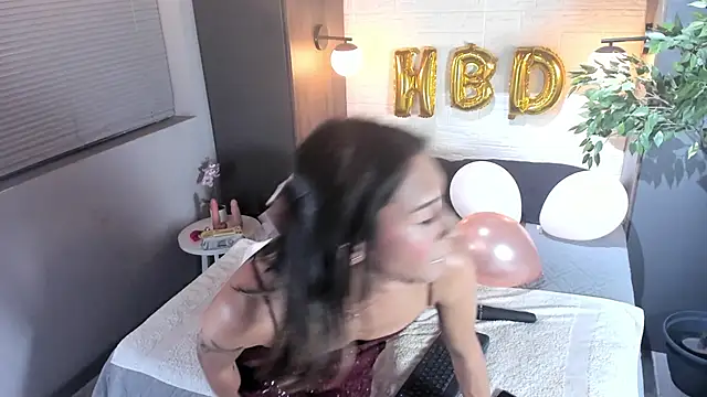 Georgina Palacios  online show from 04-14-26, 03:45