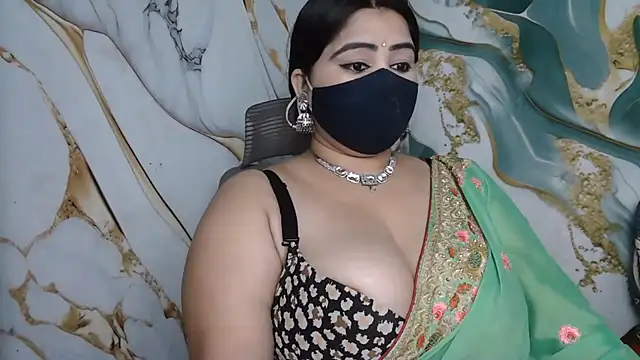 Snapshot of seetatiwari chatting on 07-06-26, 06:32 seetatiwari online show from 07-06-26, 06:32