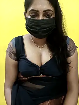 Snapshot of Thamarai28 chatting on 02-23-25, 09:44 Thamarai28 online show from 02-23-25, 09:44