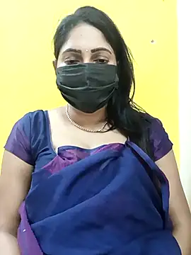 Snapshot of Thamarai28 chatting on 02-24-25, 01:10 Thamarai28 online show from 02-24-25, 01:10