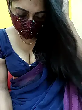 Snapshot of Thamarai28 chatting on 09-22-25, 04:31 Thamarai28 online show from 09-22-25, 04:31