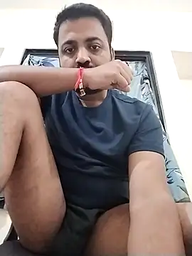 Vij717 online show from 09-28-25, 04:07