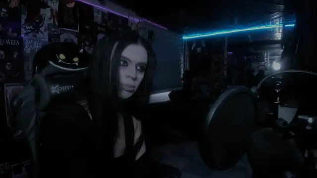 Snapshot of rotten_dreams chatting on 02-25-25, 12:55 rotten dreams online show from 02-25-25, 12:55