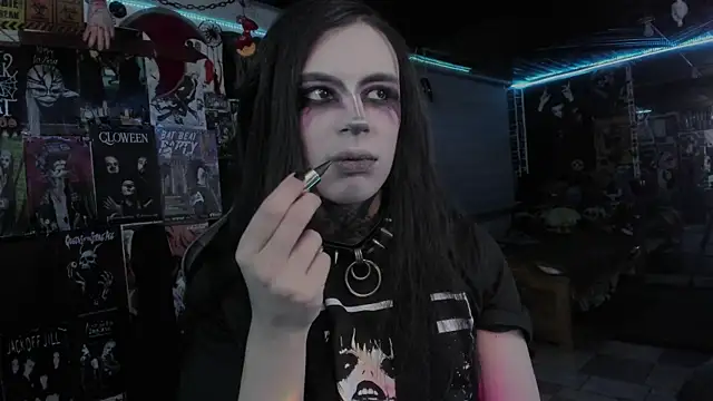 Snapshot of rotten_dreams chatting on 09-25-25, 11:08 rotten dreams online show from 09-25-25, 11:08