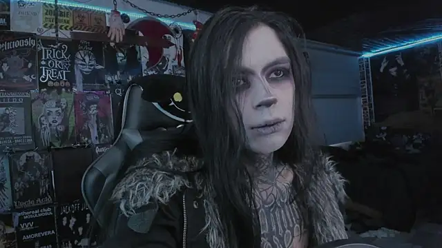 Snapshot of rotten_dreams chatting on 12-19-25, 09:22 rotten dreams online show from 12-19-25, 09:22