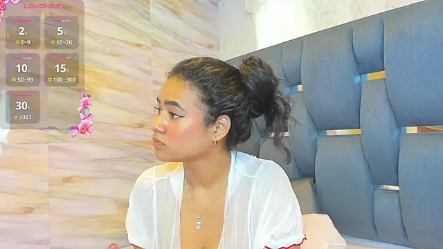 Snapshot of poutyseleny chatting on 02-25-25, 06:20 poutyseleny online show from 02-25-25, 06:20
