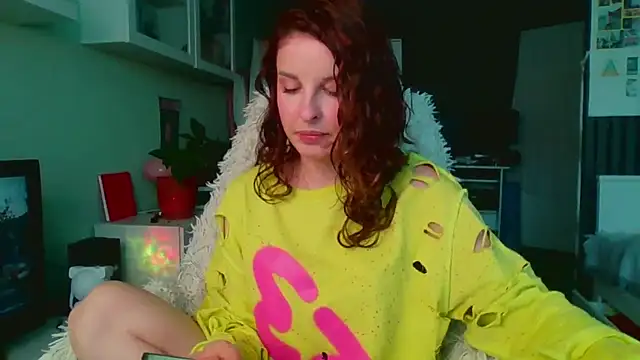 MollyBer online show from 07-19-26, 04:44