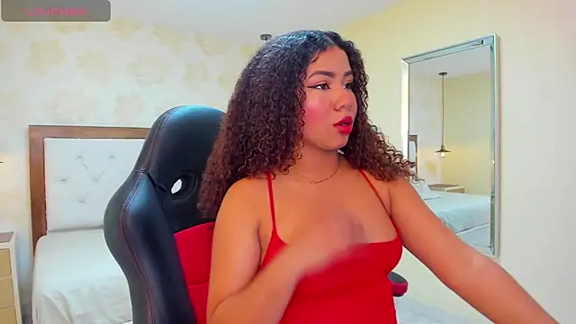 MELINAMARTINS online show from 02-14-25, 08:05