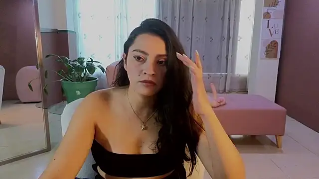 Snapshot of sweet_ahinara chatting on 11-28-25, 07:38 sweet ahinara online show from 11-28-25, 07:38