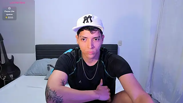  JacobMiller   online show from 03-09-26, 09:08