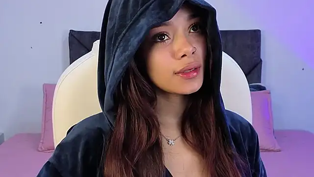 sara sharma  online show from 11-15-25, 02:02