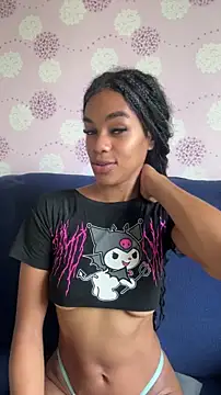 Snapshot of Mirellysbs1 chatting on 05-20-26, 04:35 Mirellysbs1 online show from 05-20-26, 04:35