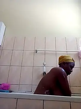 Snapshot of Coco_Nile chatting on 10-22-25, 08:58 Coco Nile online show from 10-22-25, 08:58