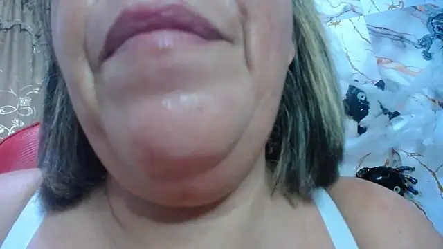 Snapshot of alina_maturehot chatting on 11-01-25, 09:28 alina maturehot online show from 11-01-25, 09:28