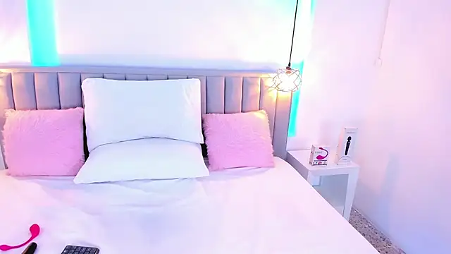 isolari  online show from 12-11-24, 04:18