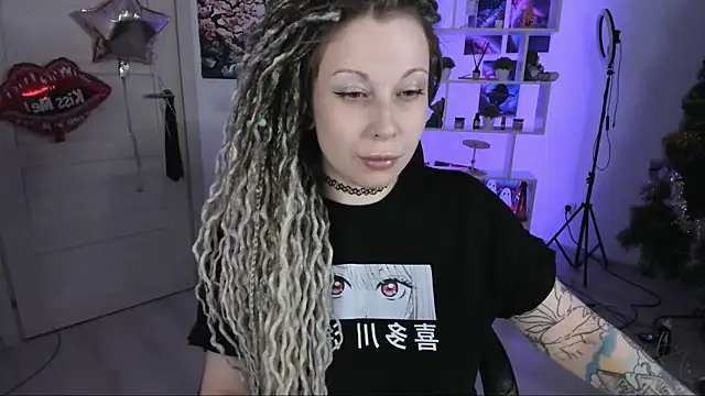 HoneySallyMoore online show from 11-30-25, 04:11