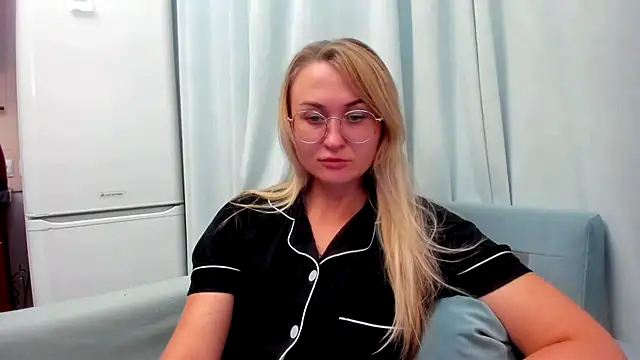 your Goddess Eva online show from 09-19-25, 07:47