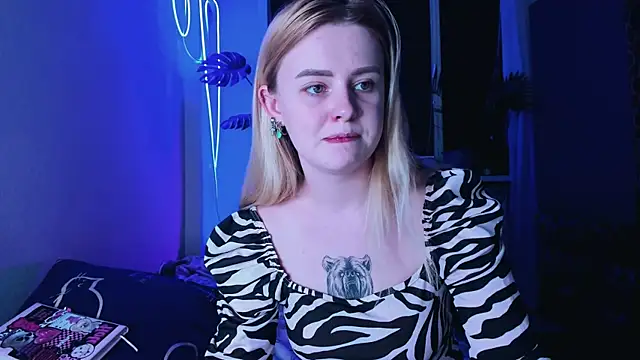 Snapshot of Alexa_Pirs chatting on 03-01-25, 11:15 Alexa Pirs online show from 03-01-25, 11:15