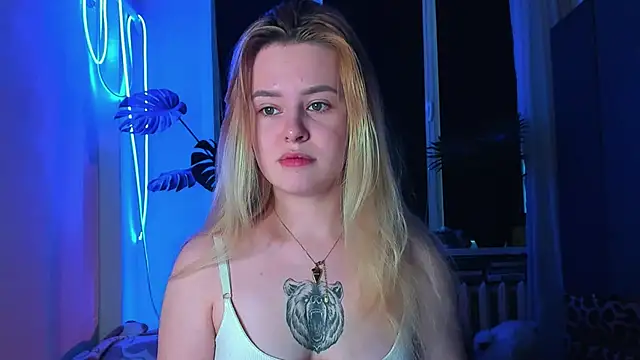 Snapshot of Alexa_Pirs chatting on 03-16-25, 02:22 Alexa Pirs online show from 03-16-25, 02:22